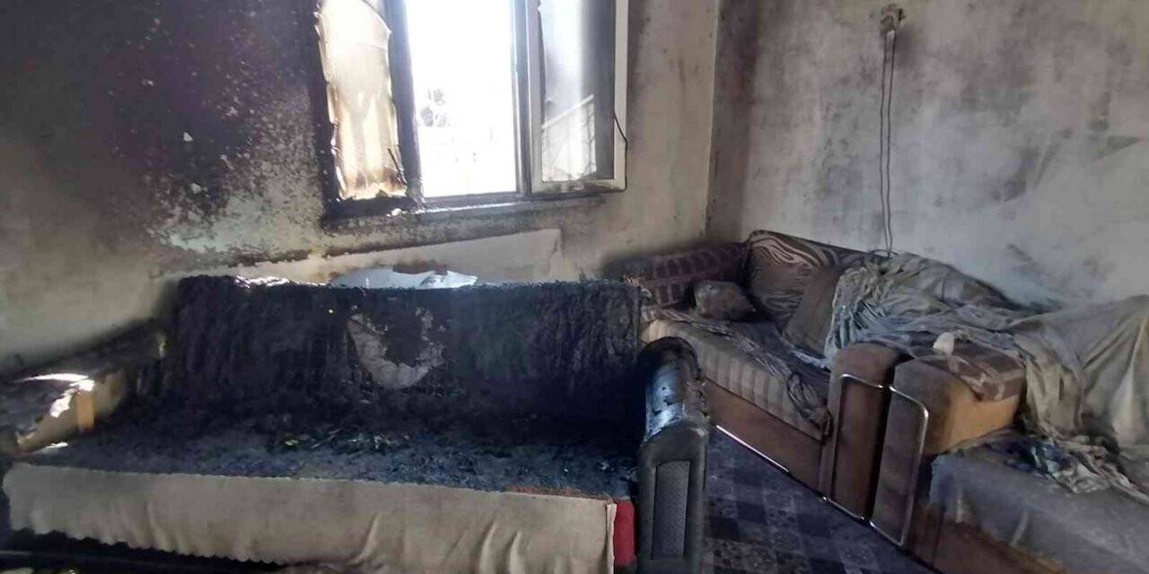 Erzincan’da ev yangını