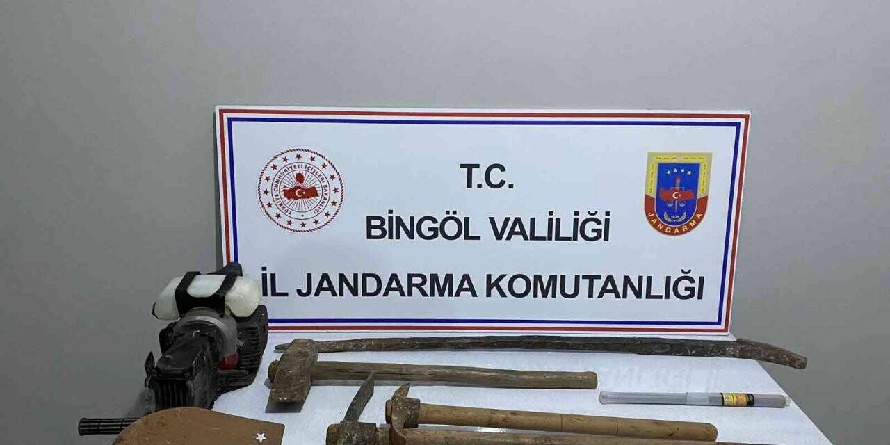 Bingöl’de kaçak kazıya suçüstü: 4 gözaltı