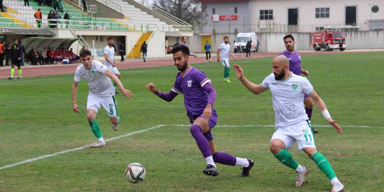 TFF 3. Lig: Çarşambaspor: 2 - Yomraspor: 2