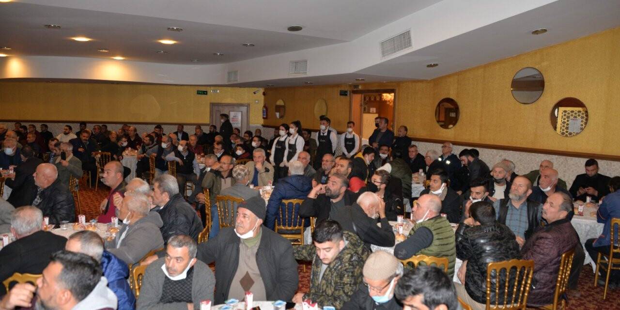 Şen, taksicilerle bir araya geldi