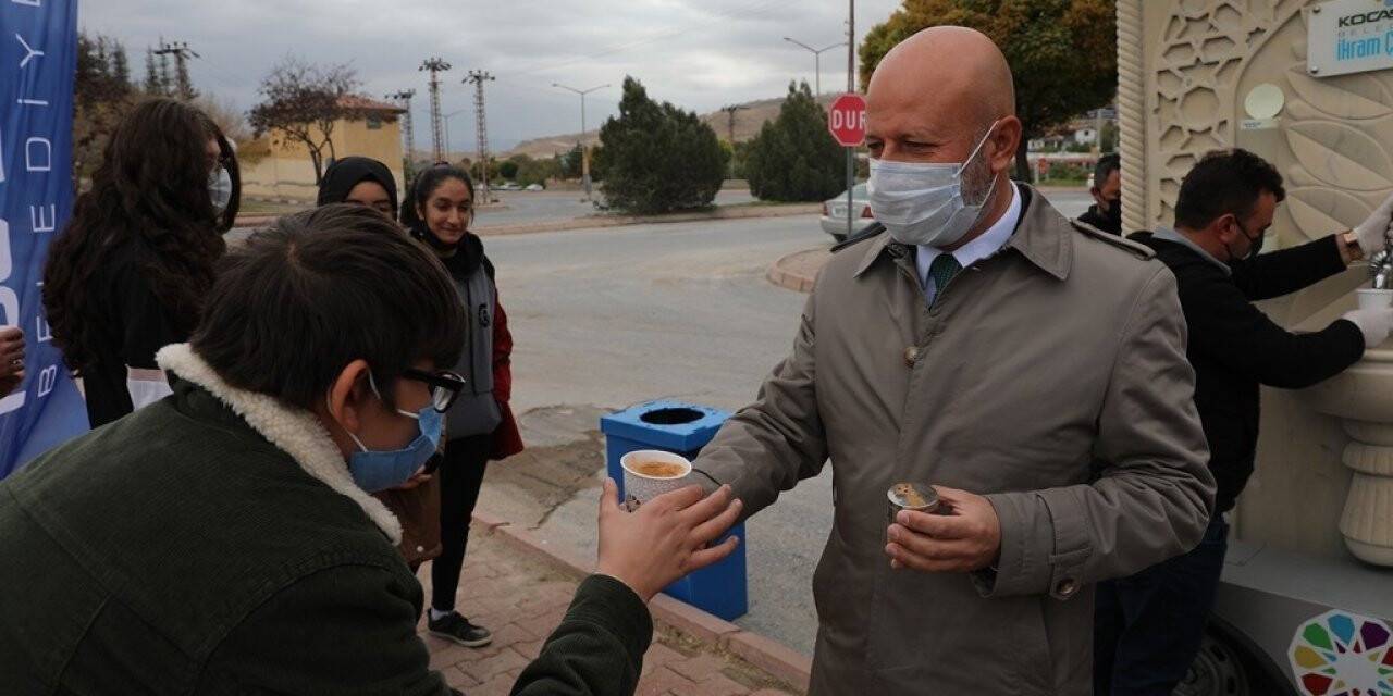 Kocasinan’dan soğuk havada sıcak çorba ikramı