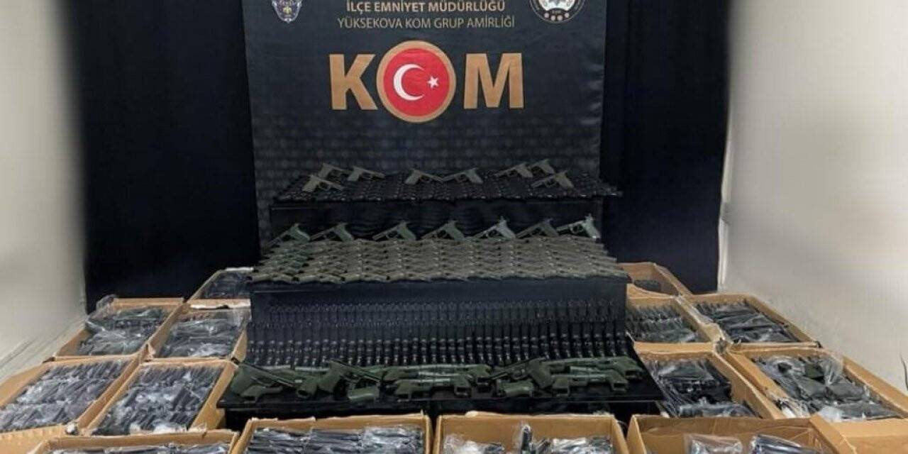 Hakkari’de 2 bin 245 adet tabanca gövdesi ele geçirildi