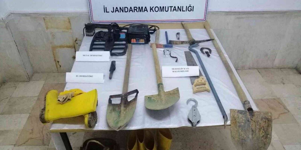 Yalova’da defineciler kaçamadı
