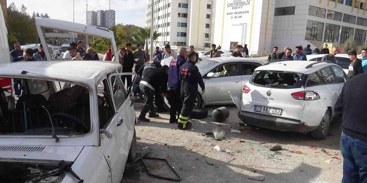 Kilis’te zincirleme kaza: 3 yaralı