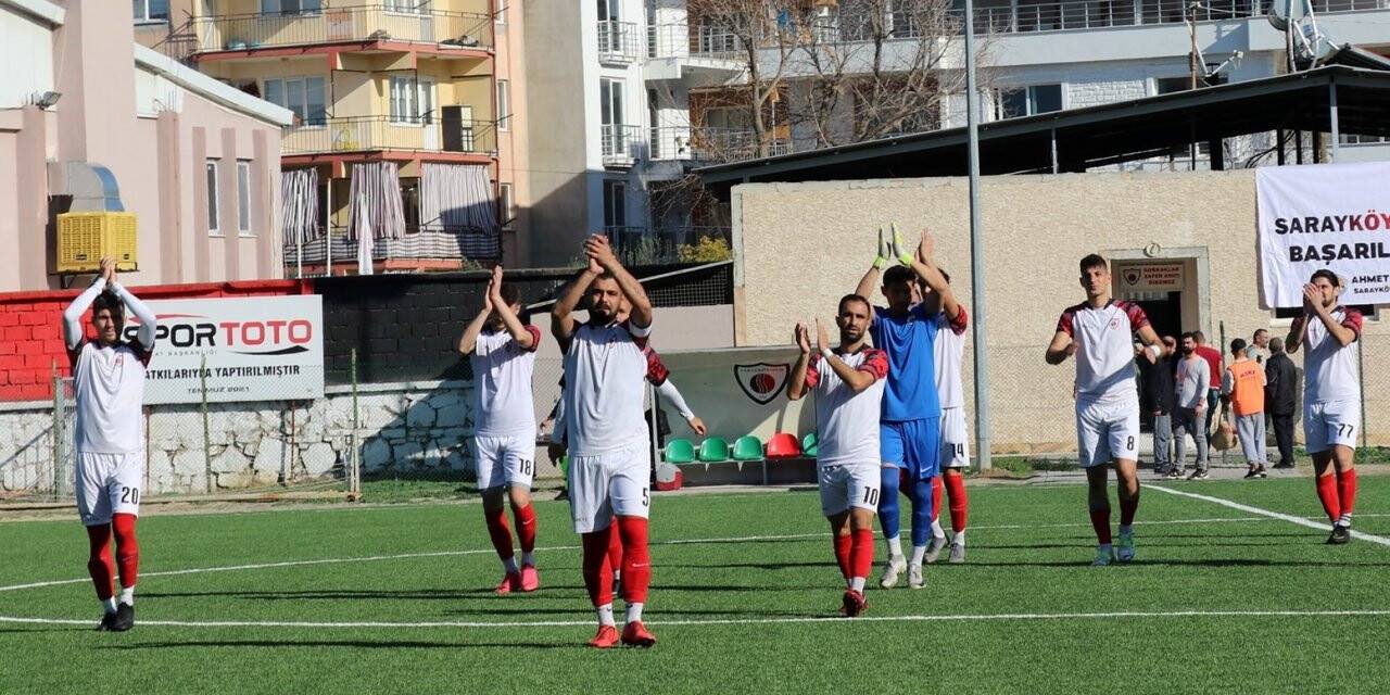 Sarayköyspor evinde farklı kazandı