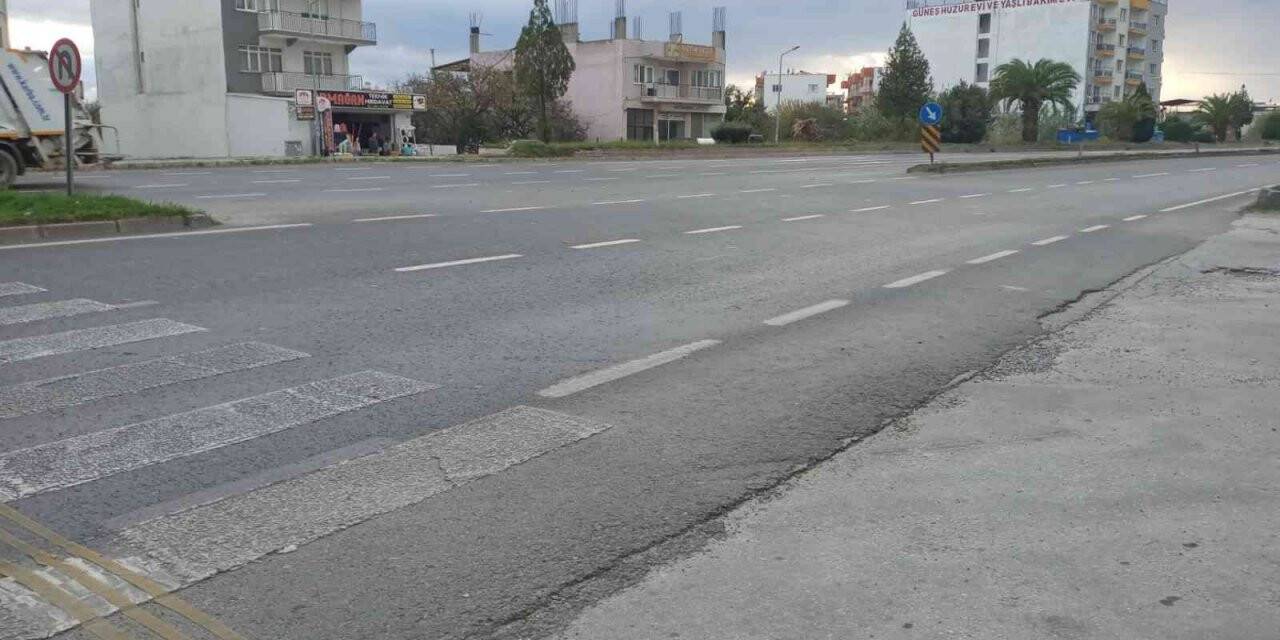 Mahalle halkı ‘Tekeli Kavşağı’na çözüm istiyor