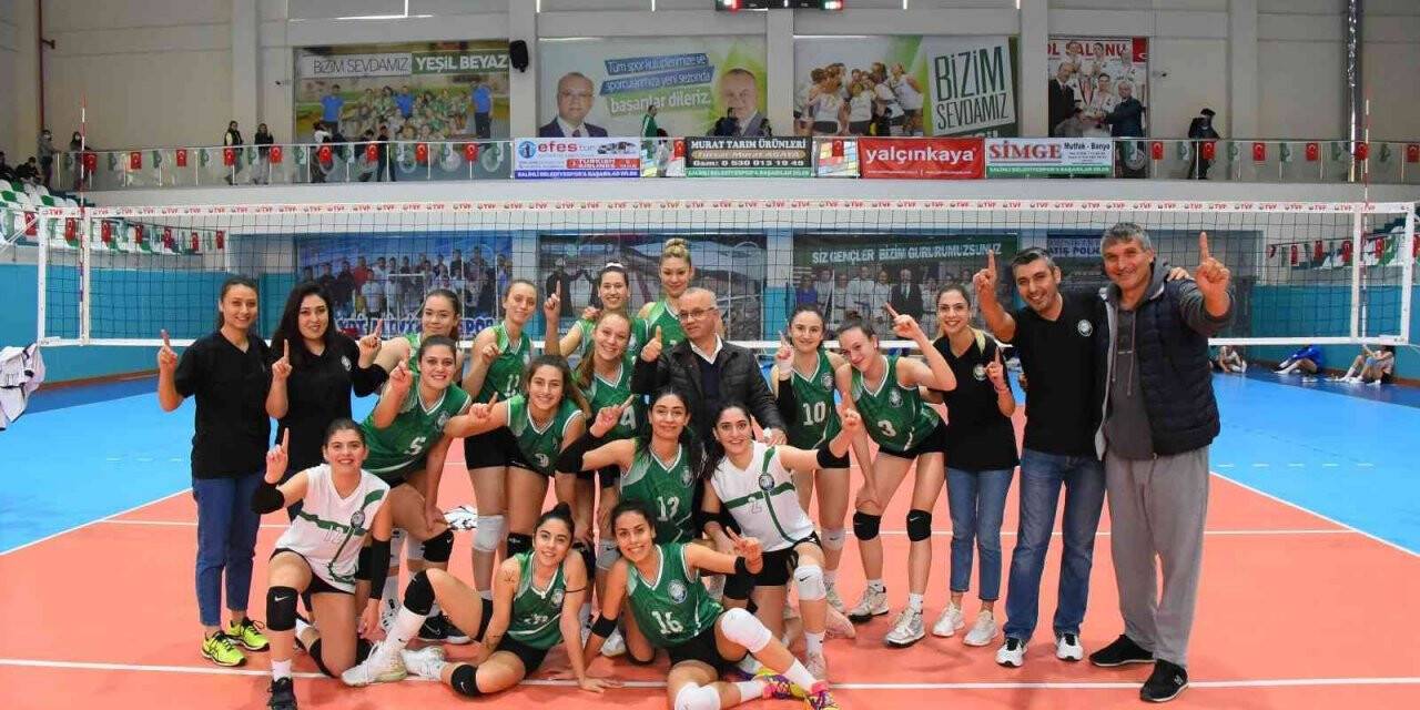 Salihli filede 5. sette kazandı
