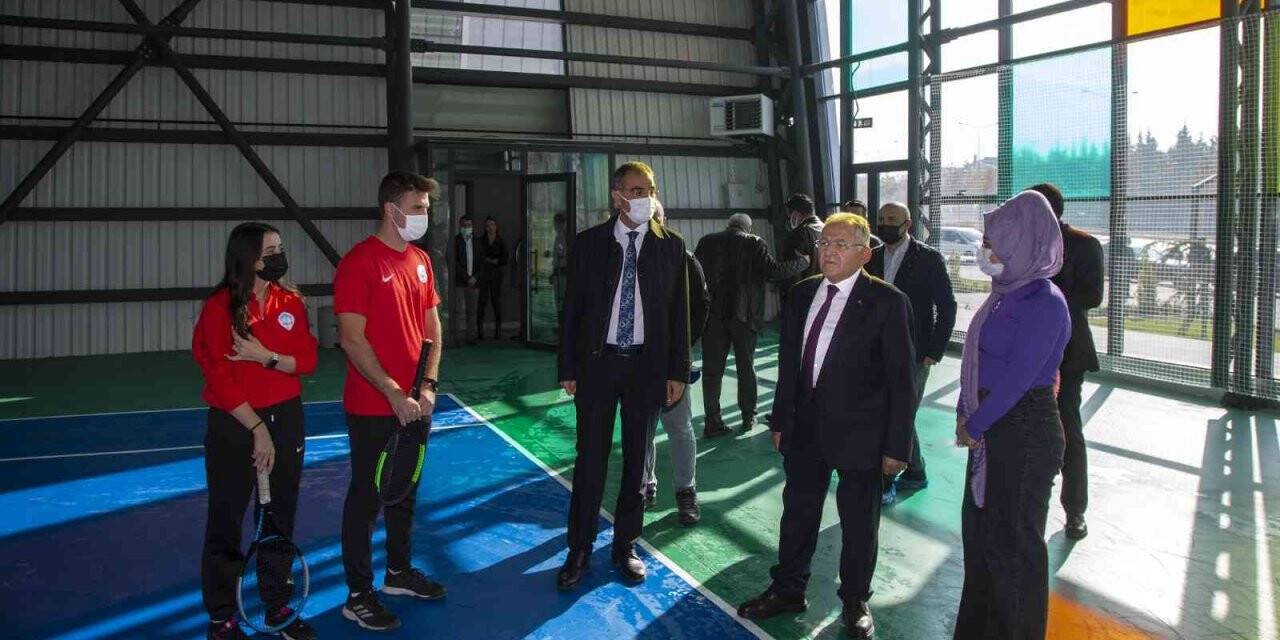 Başkan Büyükkılıç’ın 2 önemli prestijli projesi hizmete açıldı