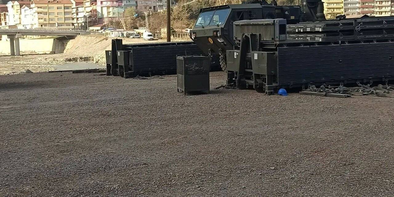 İlk kez Ayancık’ta kullanılan askeri köprü ilçeden ayrılıyor