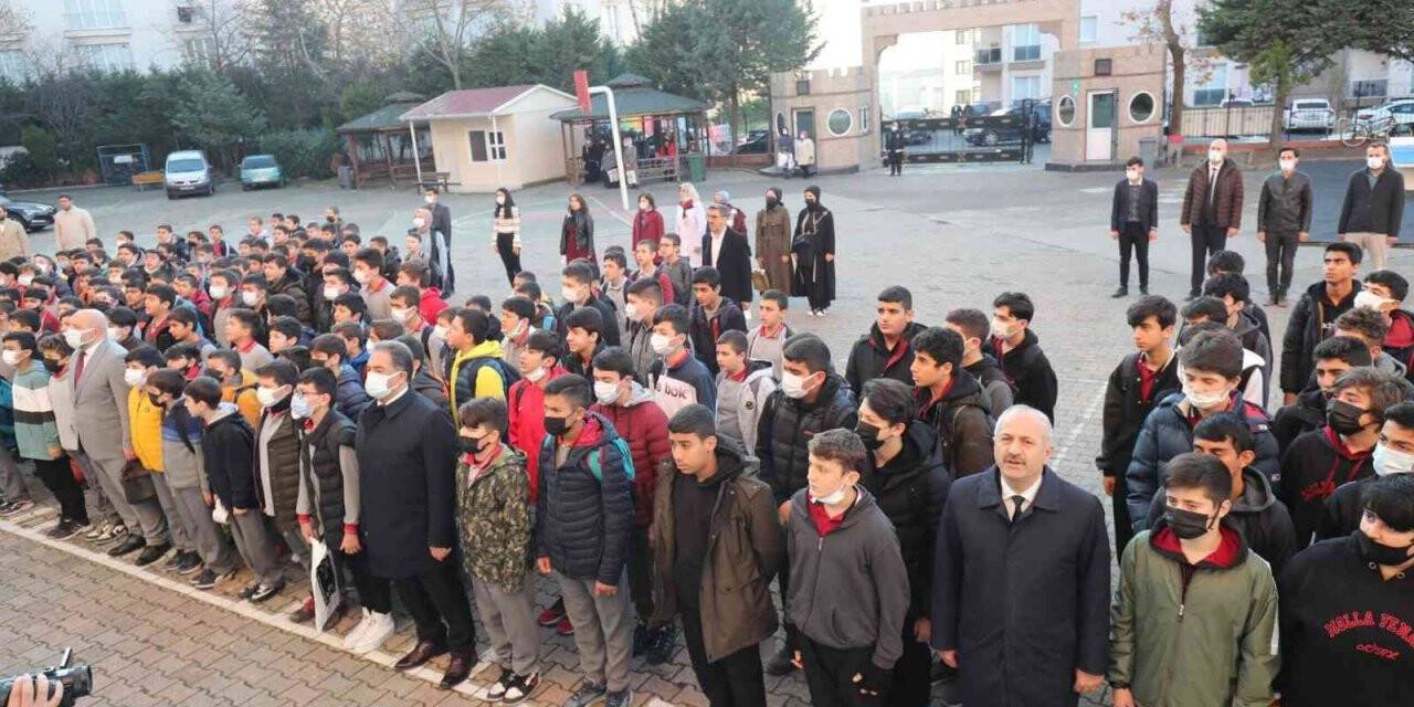 Kaymakam Güler ve Başkan Büyükgöz, bayrak töreninde Mollafenari’de