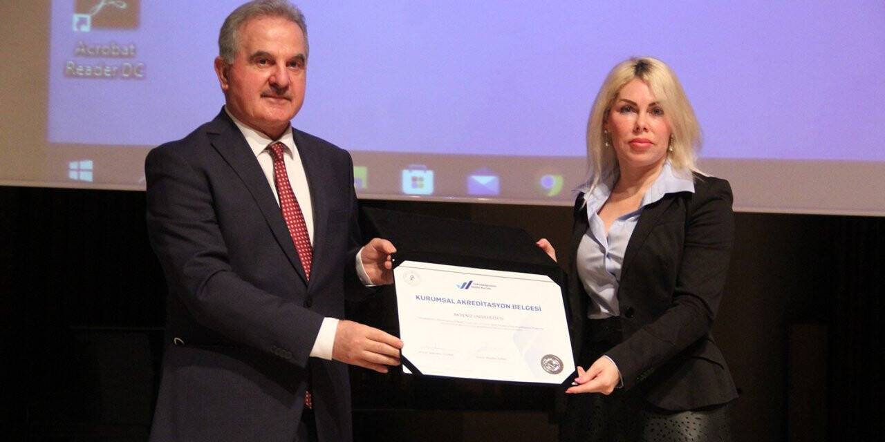 Akdeniz Üniversitesi’ne, YÖKAK’tan Kurumsal Akreditasyon Belgesi