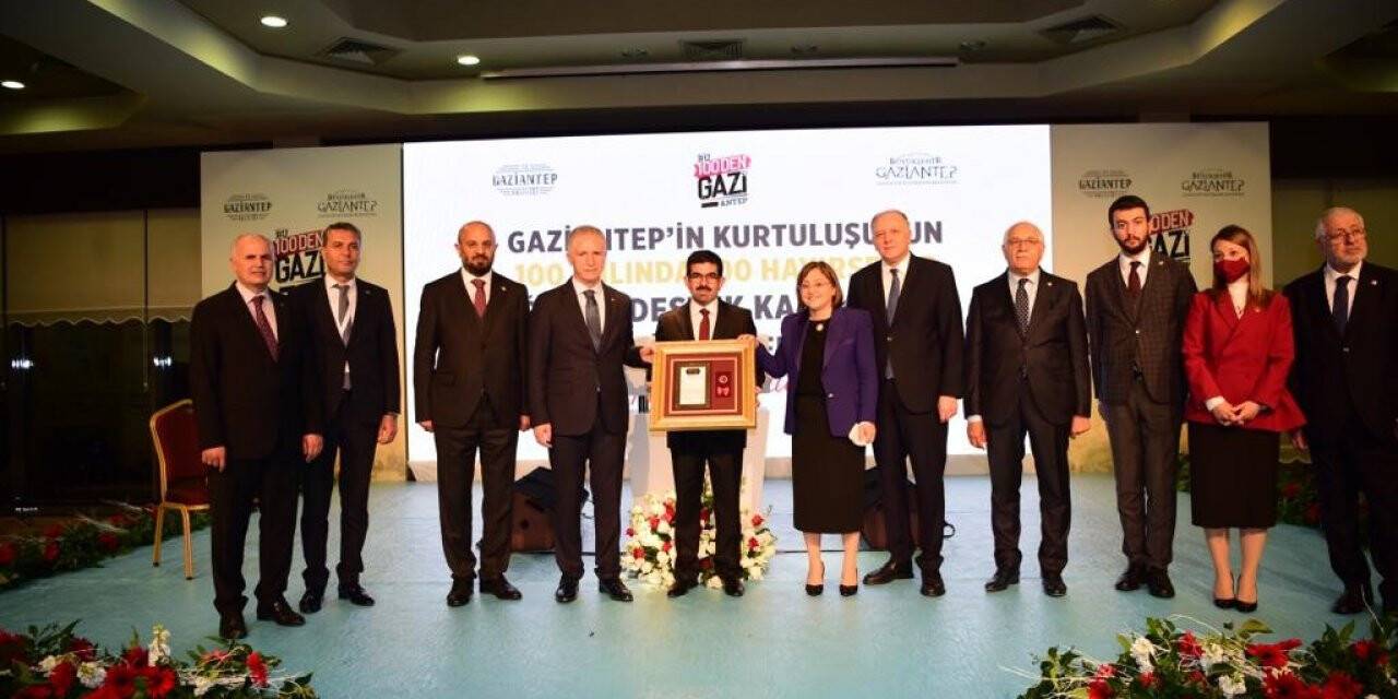 Suriyeli işadamları Türkiye’de okul yaptırıyor