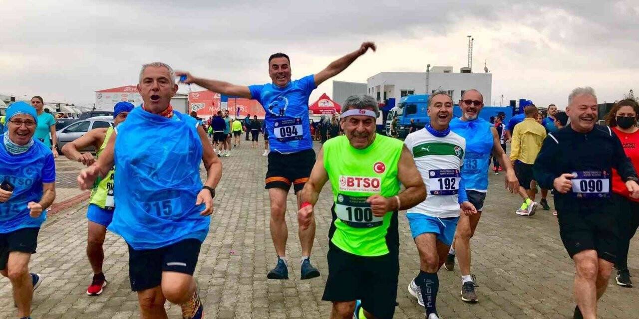 Bursa Masterler Atletizm Kulübü üyelerinden KKTC’de büyük başarı