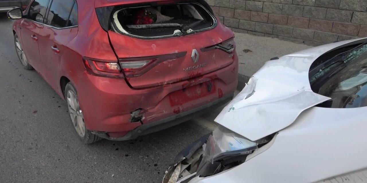 Hastaneden dönerken zincirleme kazaya karıştılar