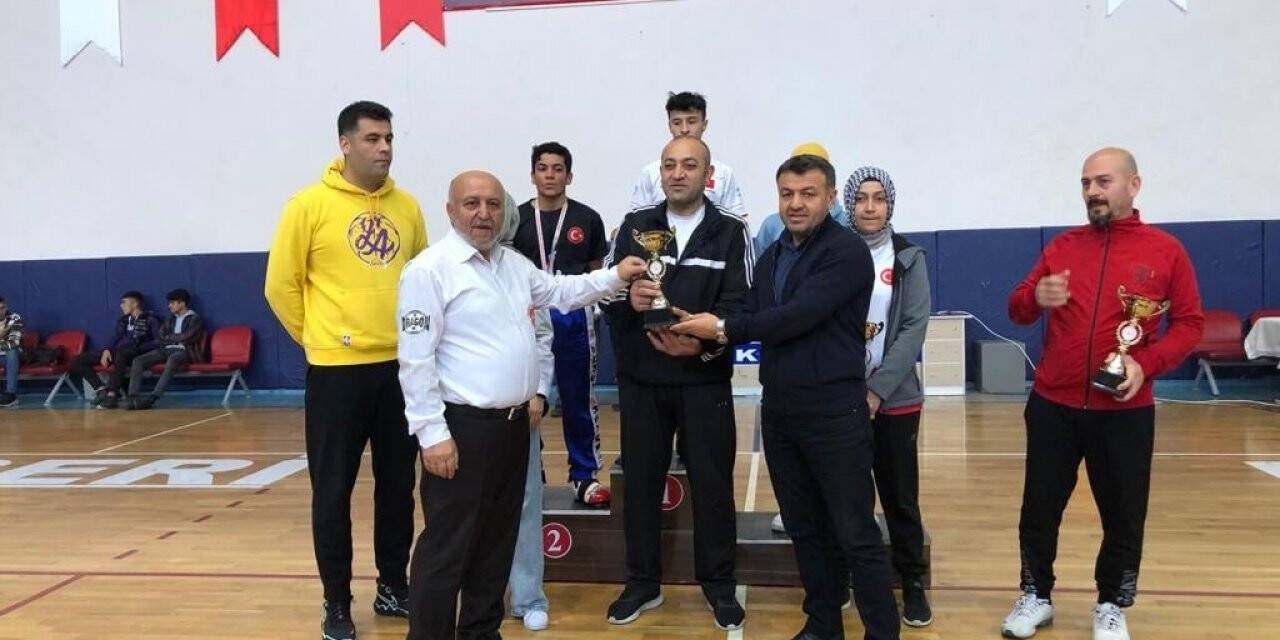 Kick Boks İl birinciliği tamamlandı