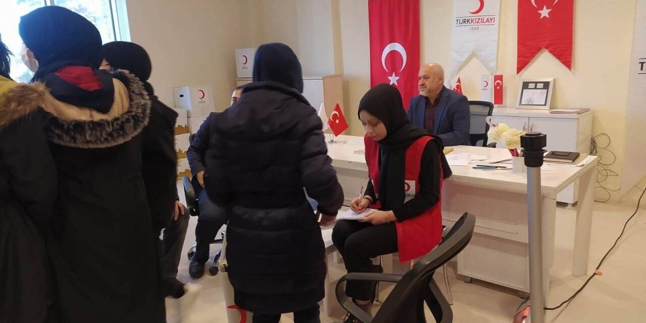 Kızılay’dan ihtiyaç sahibi öğrencilere kış desteği