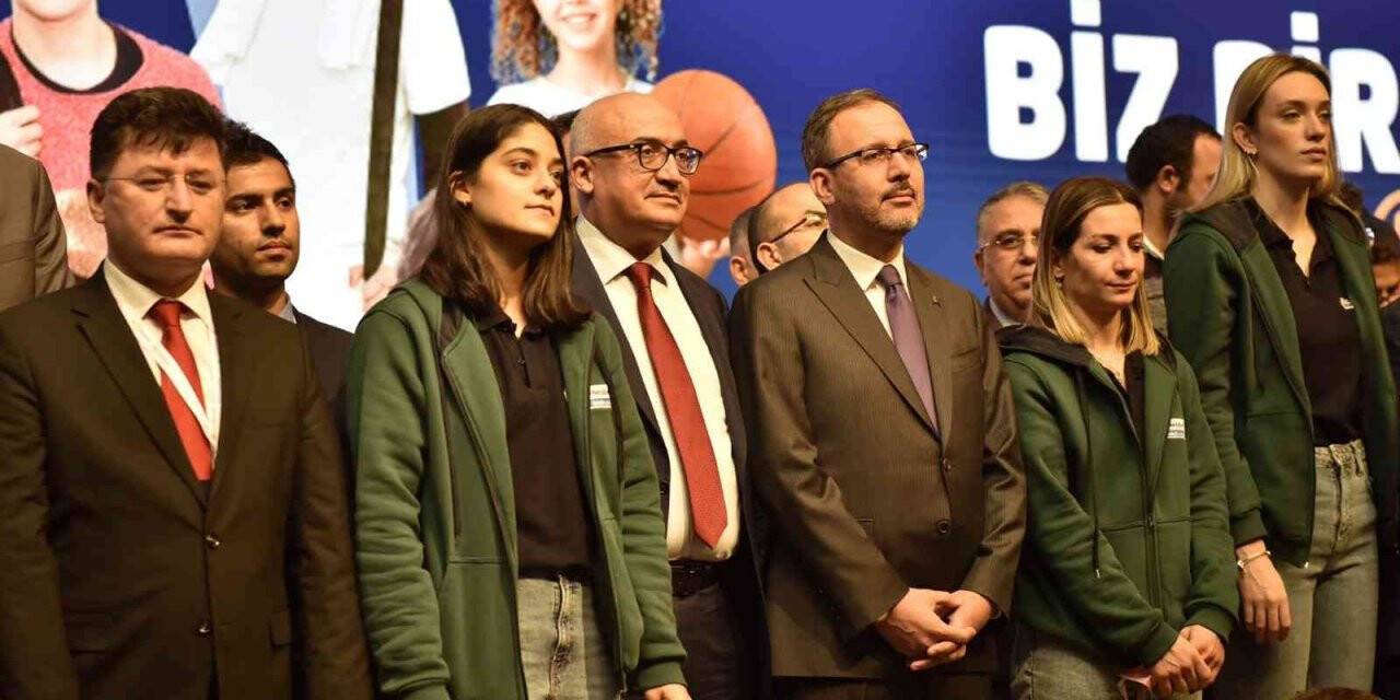 Rektör Ataç, ’Biz Bir Takımız Projesi’nin açılış törenine katıldı