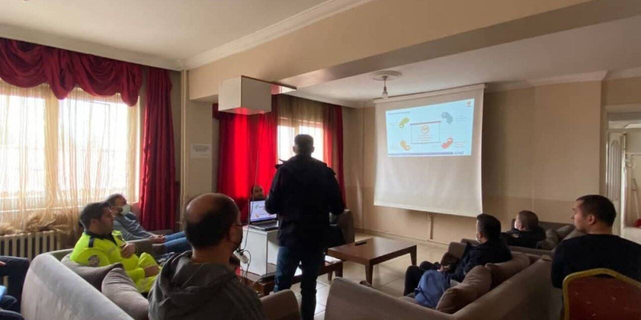 Güroymak’ta "Afet Farkındalık Eğitimi" verildi