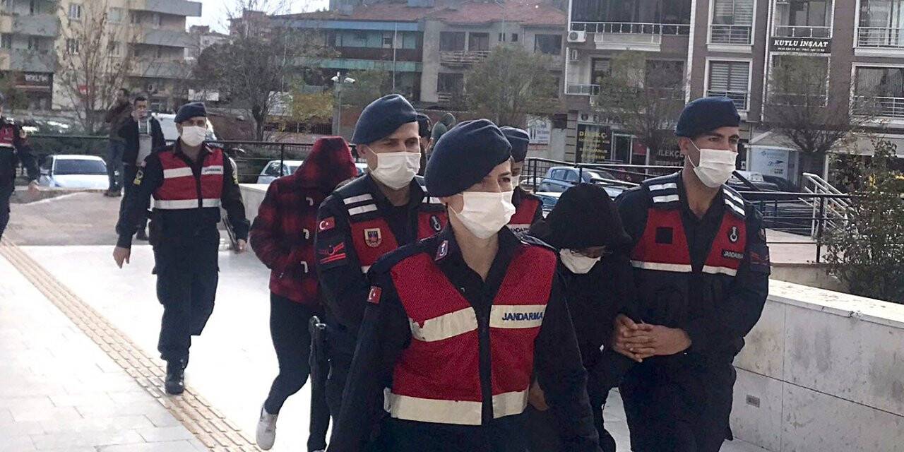 Edremit’te fuhuş operasyonu