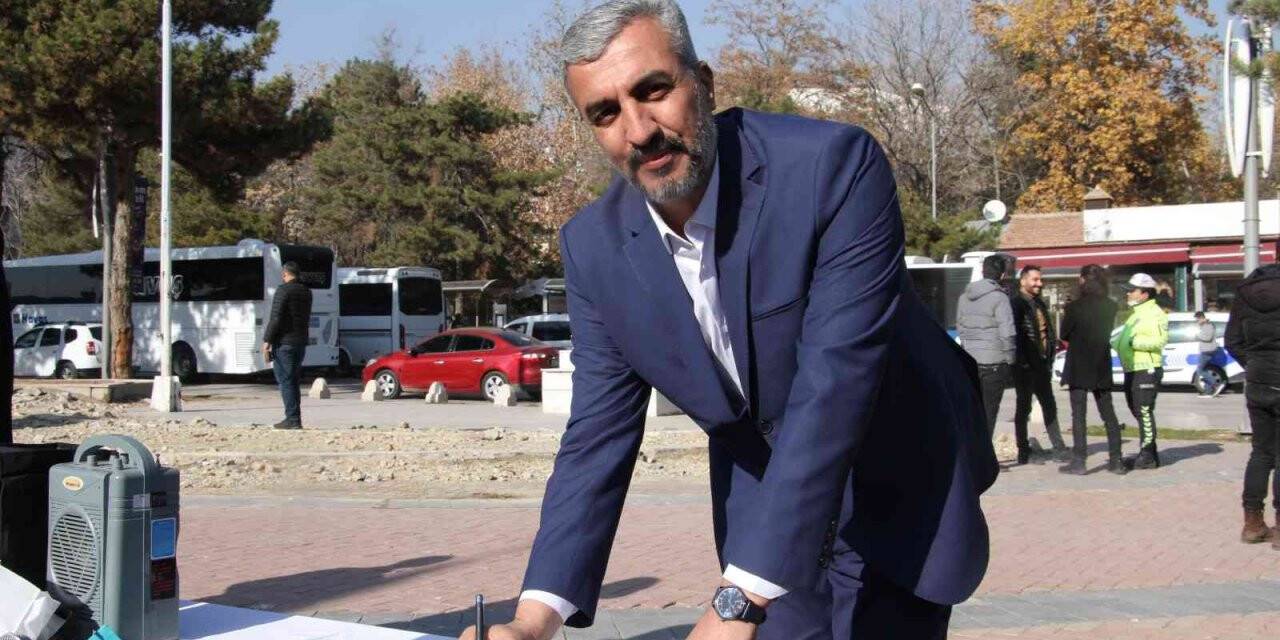 Elazığ’da öğretmenevi yapılması için imza kampanyası başlatıldı