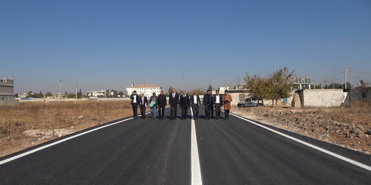 Akçakale’de yol yapım çalışmaları sürüyor