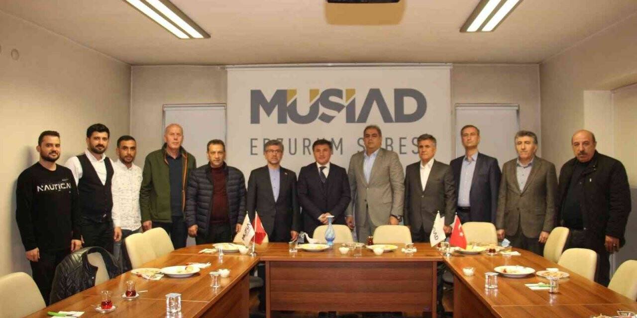 İran heyeti Erzurum’da işadamları ile bir araya geldi