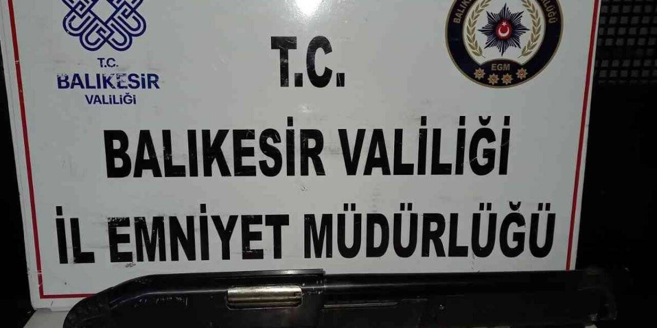 Balıkesir’de polisten 24 şahsa gözaltı