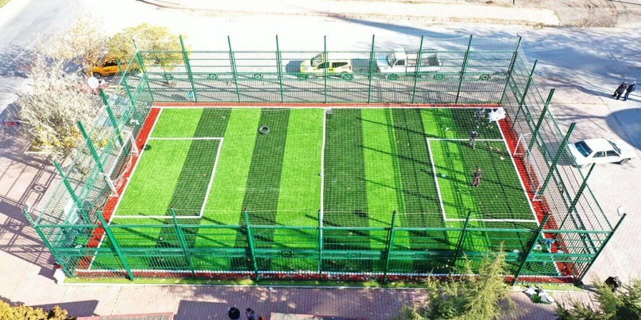 Kocasinan’da gençler istedi Çolakbayrakdar yaptı