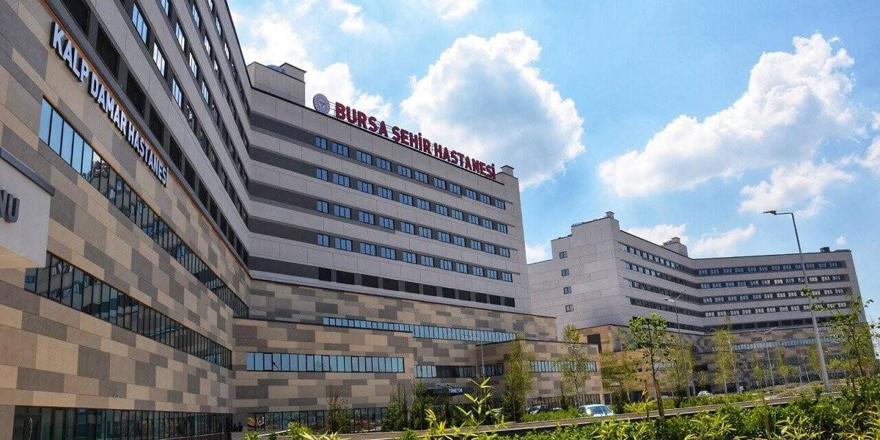 Bursa Şehir Hastanesinde kapalı akciğer kanseri ameliyatları başladı