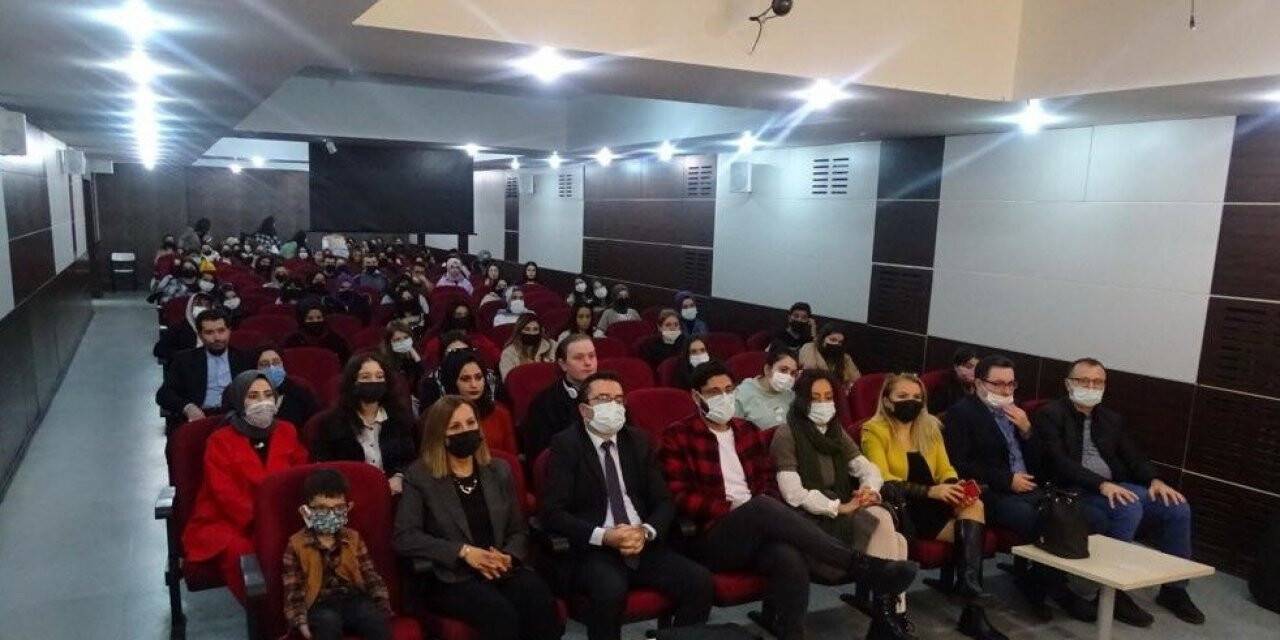 ZBEÜ’de farklı bakış açılarıyla toplumda kadına yönelik ayrımcılık paneli