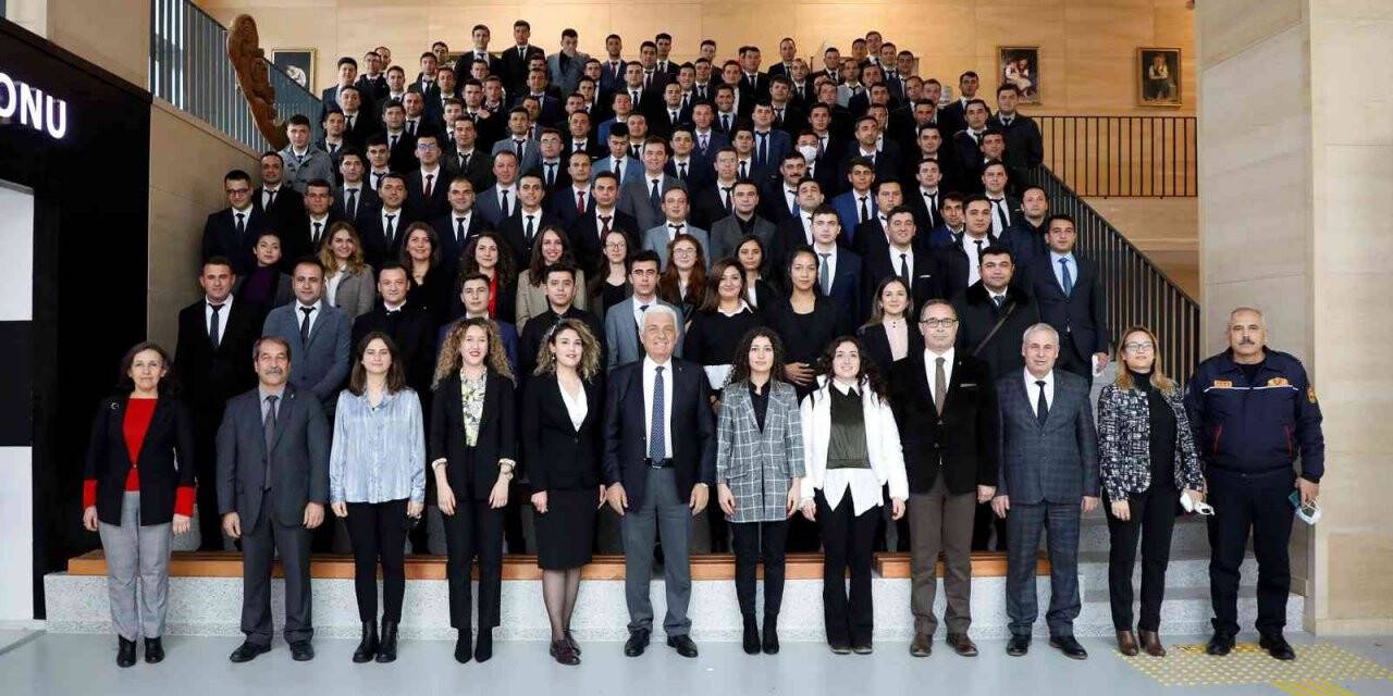59 zabıta ve 77 itfaiyeci göreve başladı