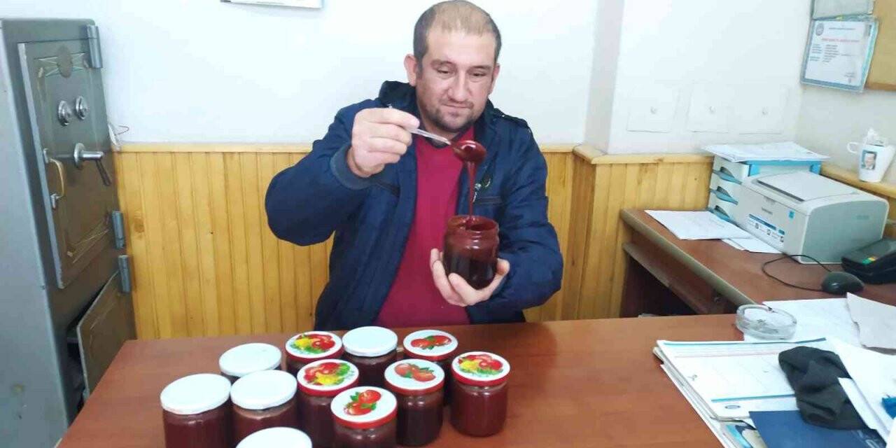 Pandemi döneminin gözdesi çam kozalağı pekmezi