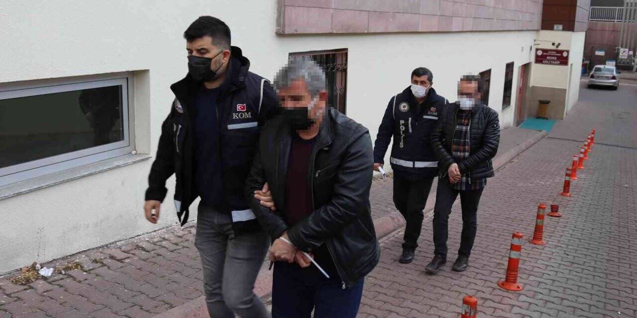 FETÖ’cülere ev ayarlayanlara operasyon: 6 gözaltı