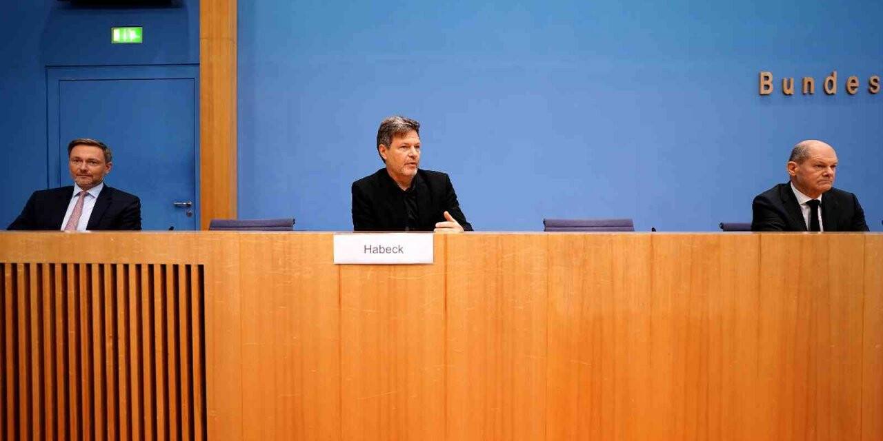 Almanya’da koalisyon anlaşması imzalandı