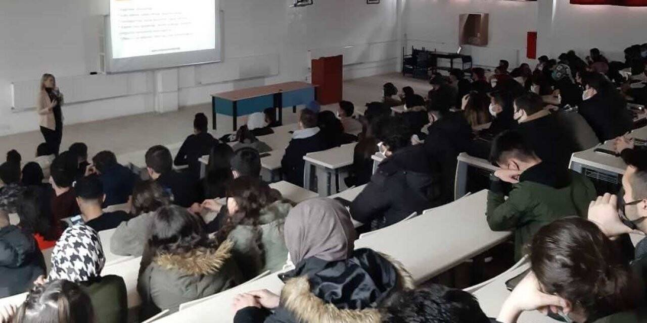 Hisarcık MYO’da “Kadına Yönelik Şiddetle Uluslararası Mücadele” semineri