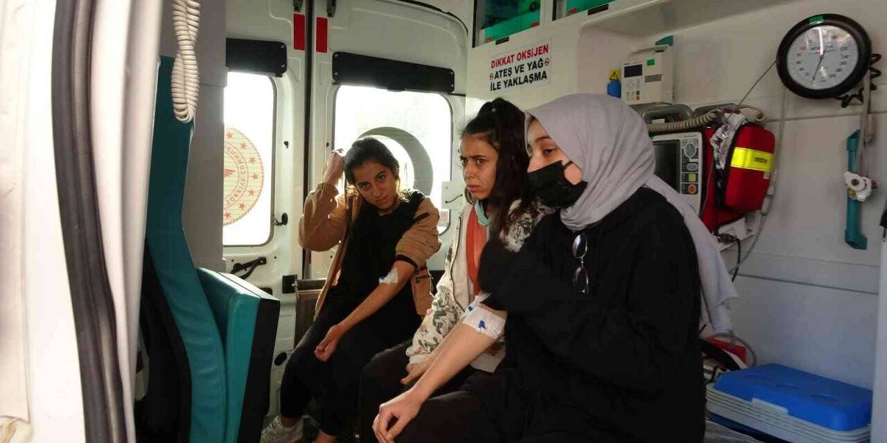 Öğrenciler yedikleri lahmacundan zehirlendi