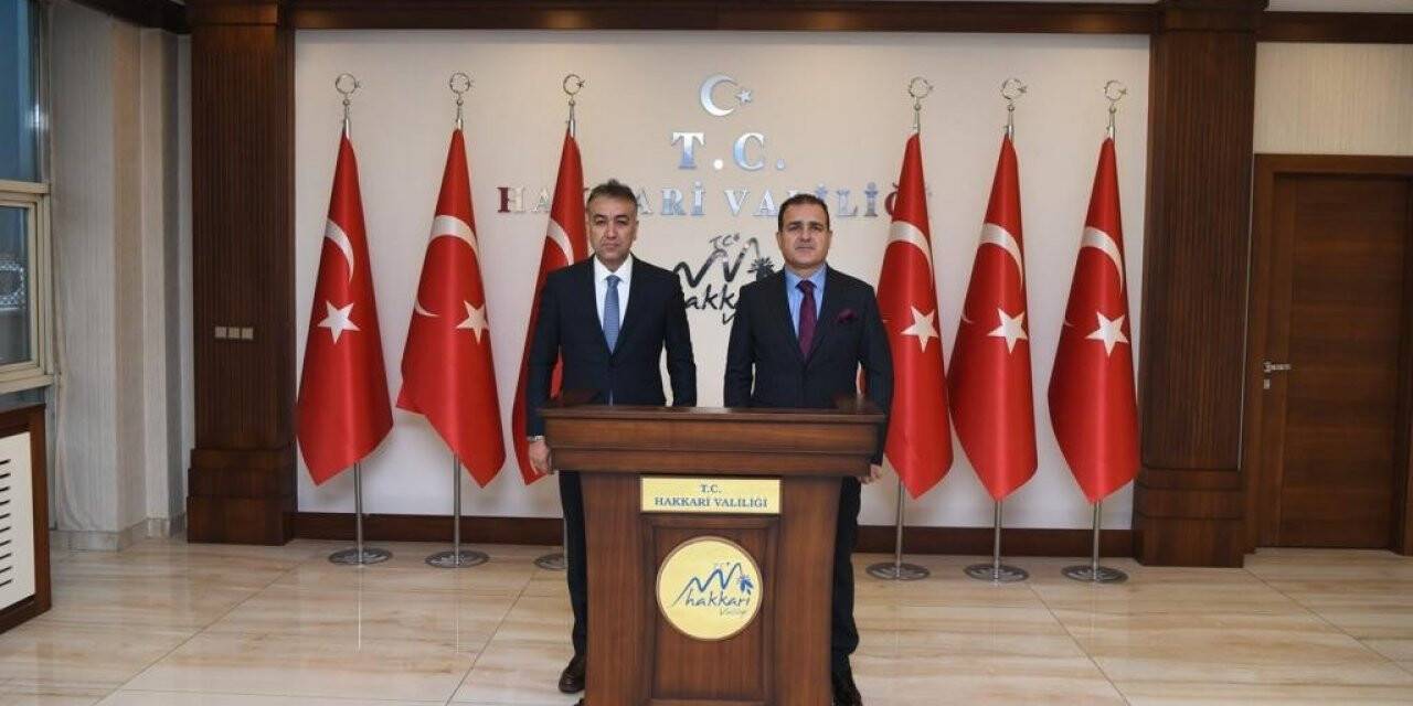 Vali Çağatay’dan Hakkari Valisine ziyaret