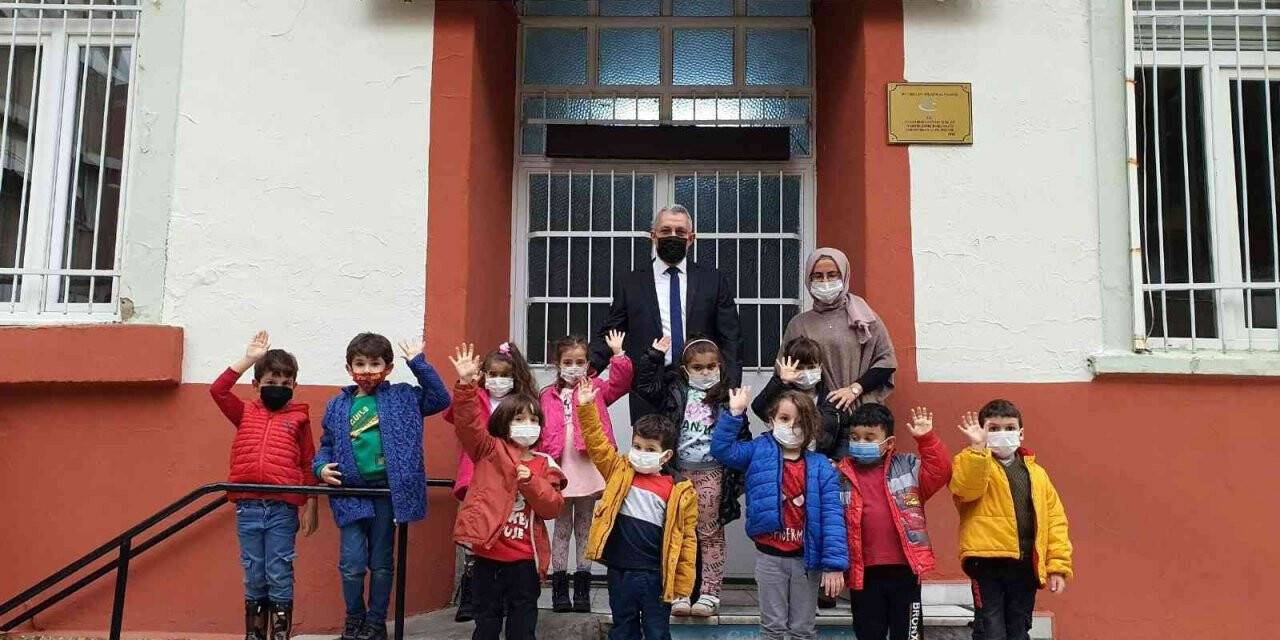 Nazillili anaokulu öğrencileri projeleri ile kodlama öğreniyor