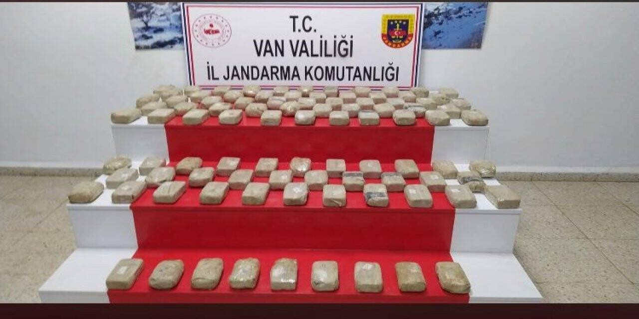 Başkale’de 47 kilo 708 gram eroin ele geçirildi