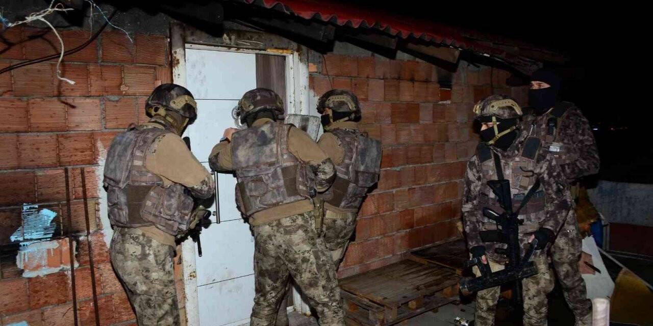 Kocaeli’de aranan şüphelilere polis operasyonu