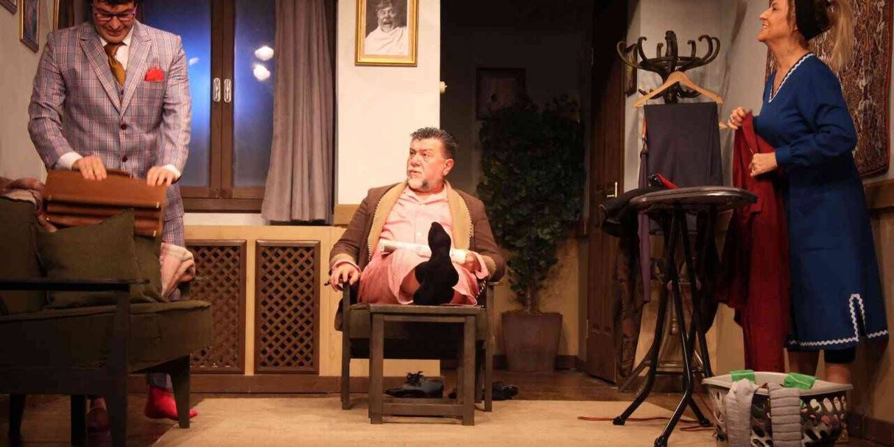 Bursa Devlet Tiyatrosu’ndan "Yalan Makinası"