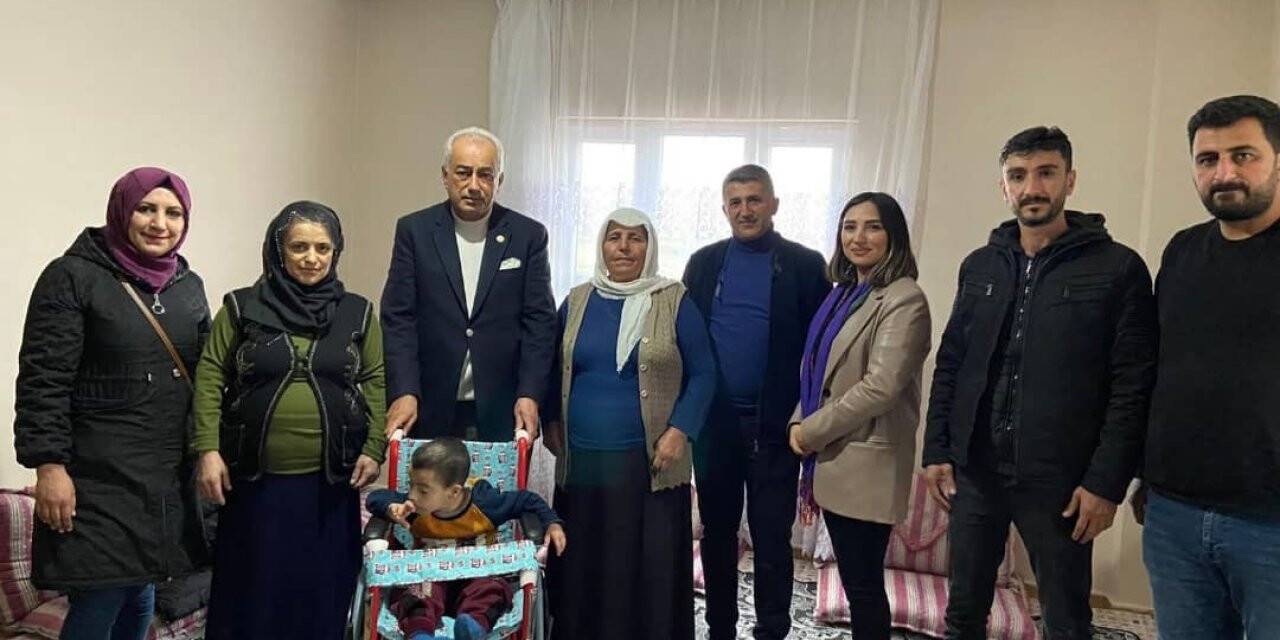 9 yaşındaki Nazlı, 6 yaşındaki Arda’nın hayalini gerçekleştirdi