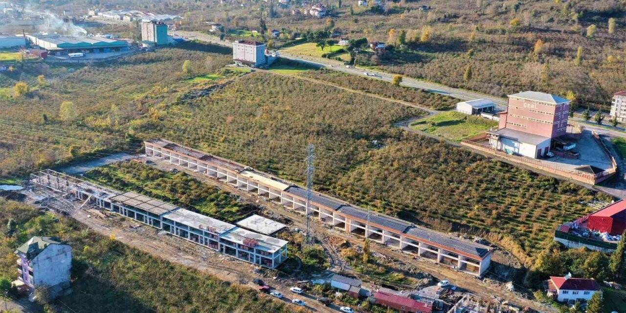 Altınordu’da oto galericiler sitesinde çalışmalar sürüyor