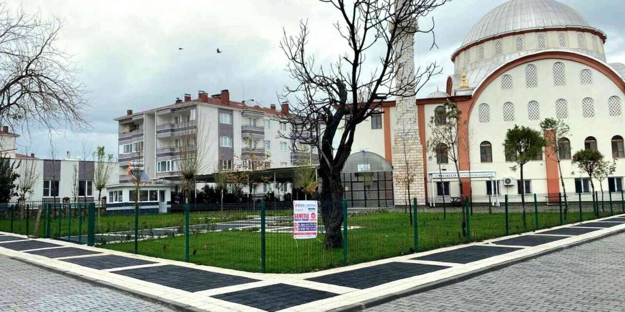 Hz. Ömer Cami’nin çevre düzenlemesi yapıldı