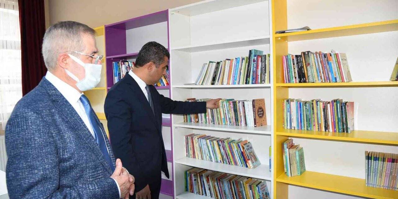 Denizli’de 131 okul yeni kütüphanesine kavuştu