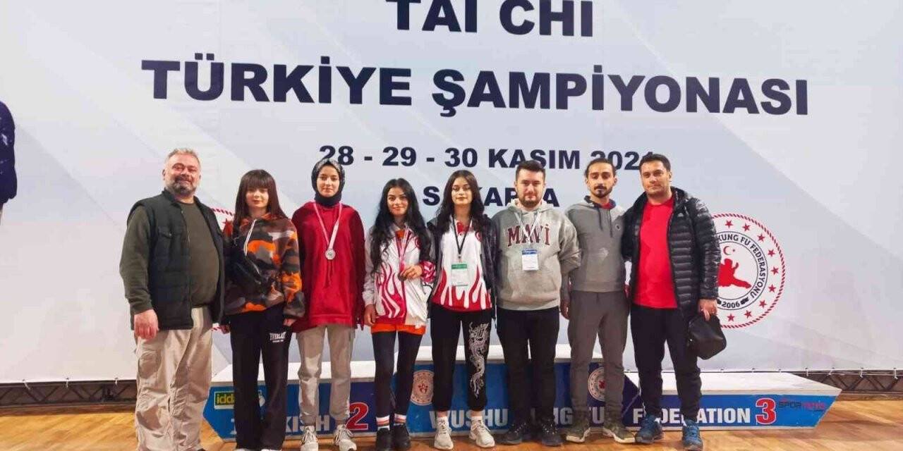 Diyarbakırlı kız kardeşler Wushu Kung-Fu şampiyonasında derece elde etti
