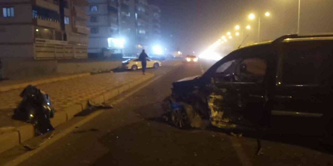 Diyarbakır’da yoğun sis kaza getirdi: 2 yaralı