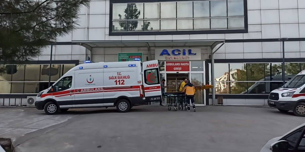 Gercüş’te inşaat iskelesinden düşen işçi yaralandı