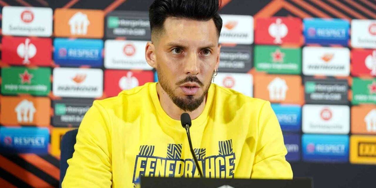 Jose Sosa: "Bu turnuvaya saygı duyduğumuzu gösteren bir performans sergilemek istiyoruz"