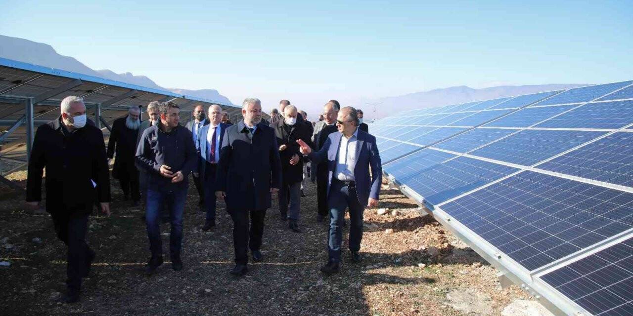 Üniversitenin elektriği güneş enerjisinden sağlanacak